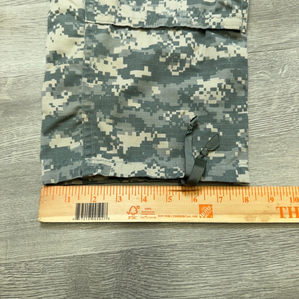 US Army Combat Uniform ACU Digital Camo Trousers Medium Short - Picture 9 of 12